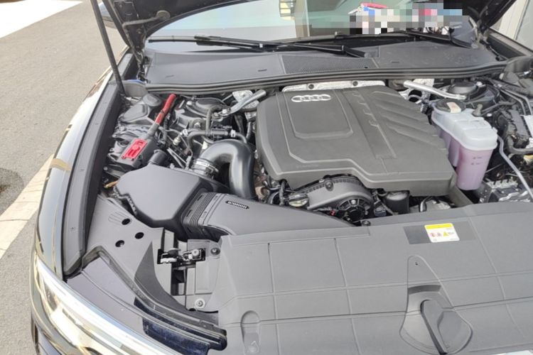 Used Audi A6L 2024 40 TFSI Luxury Dynamic Edition Engine Bay Right