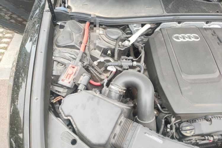 Used Audi A6L 2024 40 TFSI Luxury Dynamic Edition Engine Bay Right