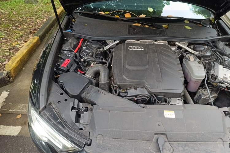 Used Audi A6L 2024 45 TFSI quattro Prestige Elegant Edition Engine Bay Right