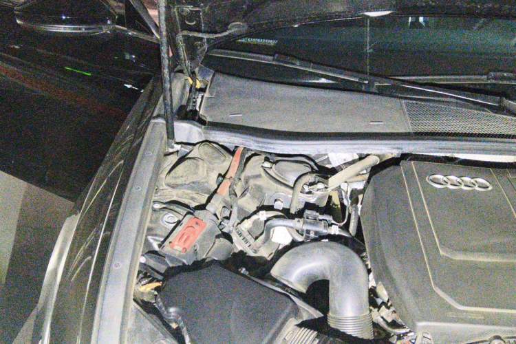 Used Audi A6L 2024 45 TFSI quattro Prestige Dynamic Edition Engine Bay Right