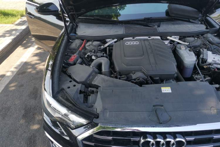 Used Audi A6L 2024 45 TFSI Prestige Dynamic Edition Engine Bay Right