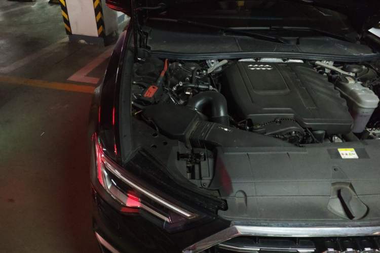 Used Audi A6L 2024 45 TFSI Prestige Dynamic Edition Engine Bay Right