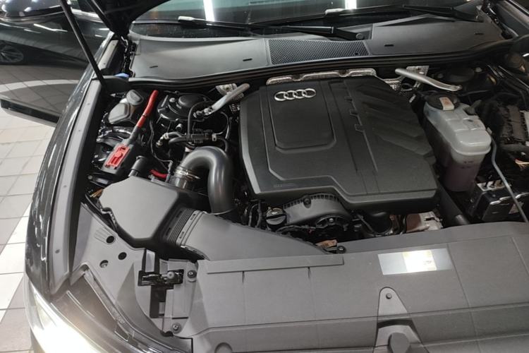 Used Audi A6L 2024 40 TFSI Luxury Dynamic Edition Engine Bay Right
