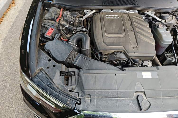 Used Audi A6L 2024 45 TFSI Prestige Dynamic Edition Engine Bay Right