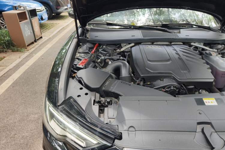 Used Audi A6L 2024 45 TFSI quattro Prestige Dynamic Edition Engine Bay Right
