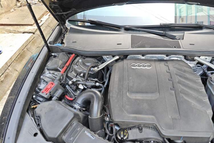 Used Audi A6L 2024 45 TFSI quattro Prestige Dynamic Edition Engine Bay Right