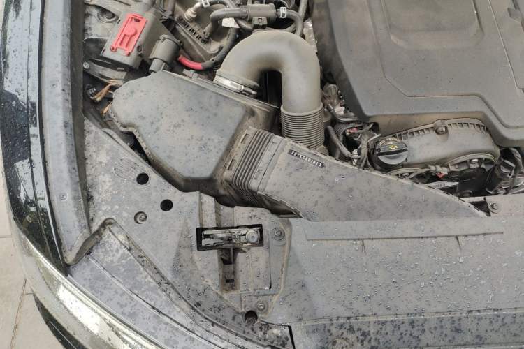 Used Audi A6L 2024 45 TFSI Prestige Dynamic Edition Engine Bay Right