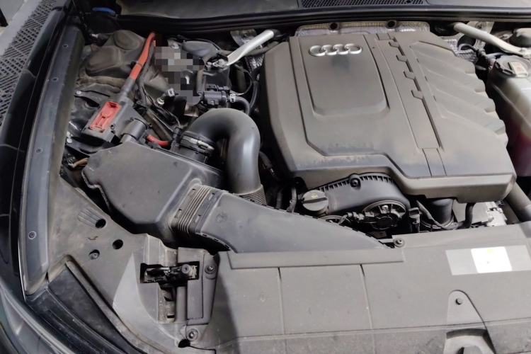 Used Audi A6L 2024 40 TFSI Luxury Dynamic Edition Engine Bay Right
