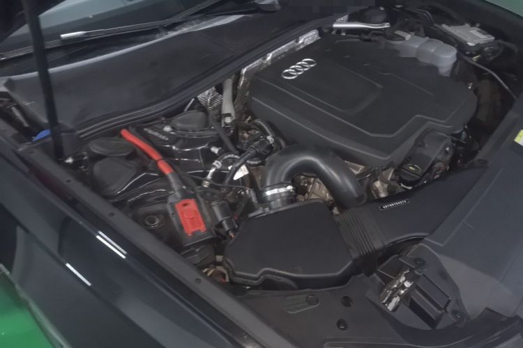 Used Audi A6L 2024 40 TFSI Luxury Dynamic Edition Engine Bay Right