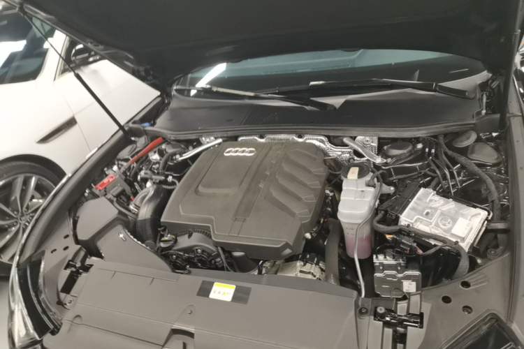 Used Audi A6L 2024 45 TFSI Prestige Dynamic Edition Engine Bay