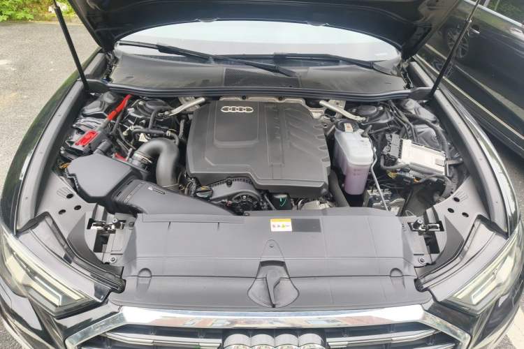 Used Audi A6L 2024 40 TFSI Luxury Dynamic Edition Engine Bay
