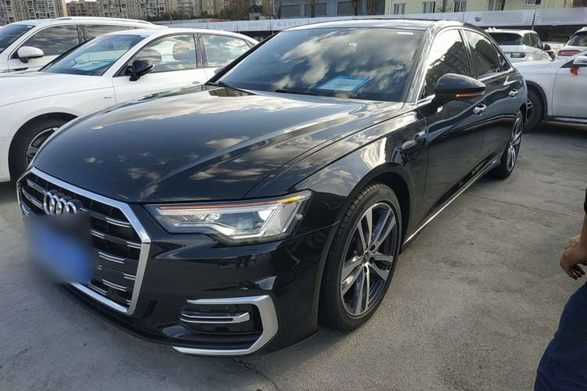 Used Audi A6L 2024 40 TFSI Luxury Dynamic Edition Front Left 45 Deg