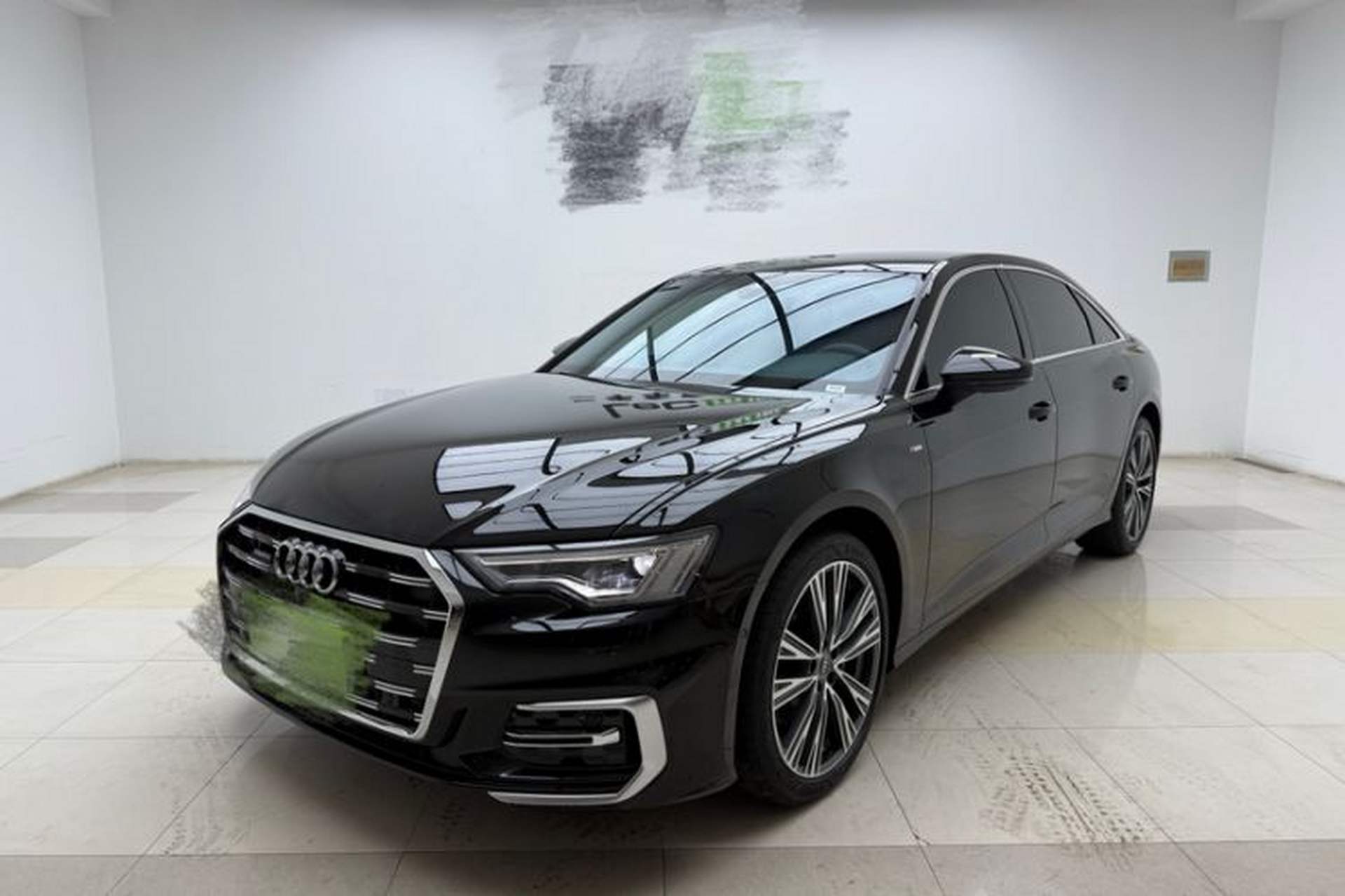 Used Audi A6L 2024 40 TFSI Luxury Dynamic Edition Front Left 45 Deg