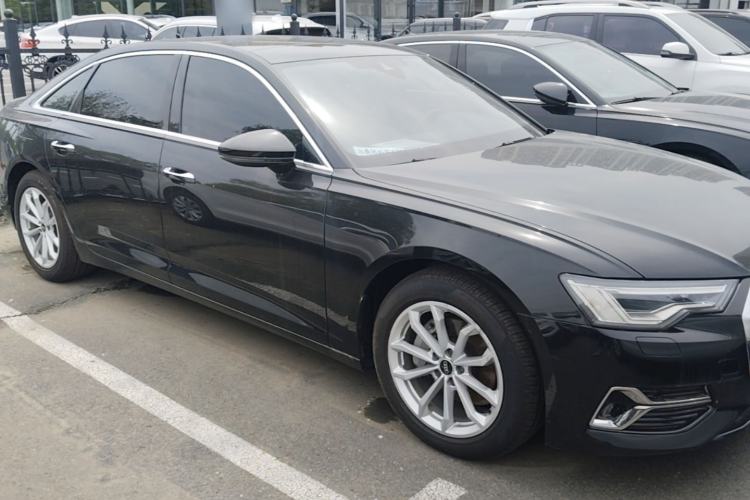 Used Audi A6L 2024 40 TFSI Luxury Prestige Edition Front Right 45 Deg