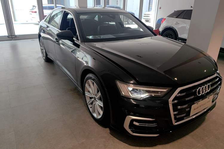 Used Audi A6L 2024 45 TFSI Prestige Dynamic Edition Front Right 45 Deg