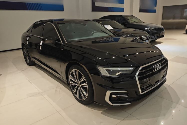 Used Audi A6L 2024 45 TFSI quattro Prestige Dynamic Edition Front Right 45 Deg