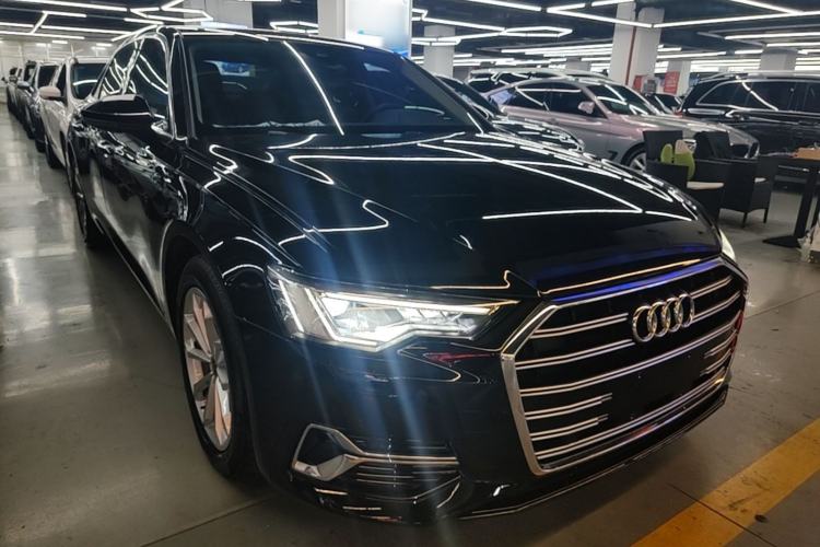 Used Audi A6L 2024 40 TFSI Luxury Prestige Edition Front Right 45 Deg