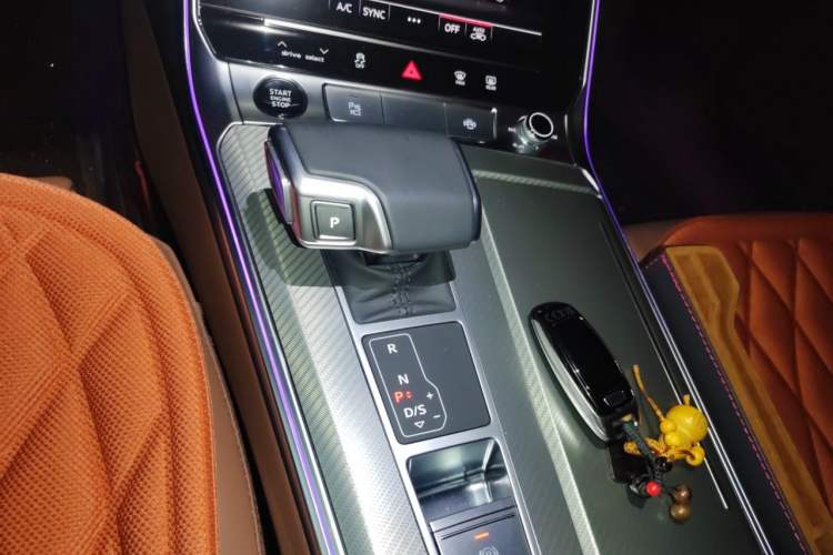 Used Audi A6L 2024 45 TFSI Prestige Dynamic Edition Gear Lever