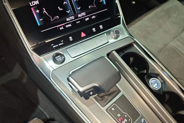 Used Audi A6L 2024 45 TFSI Prestige Dynamic Edition Gear Lever