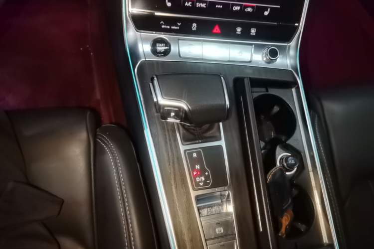Used Audi A6L 2024 45 TFSI quattro Prestige Elegant Edition Gear Lever
