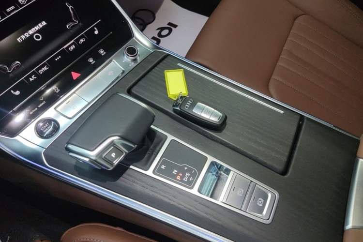 Used Audi A6L 2024 45 TFSI quattro Prestige Elegant Edition Gear Lever