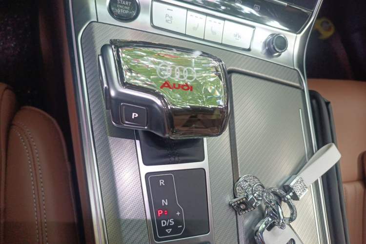 Used Audi A6L 2024 45 TFSI Prestige Dynamic Edition Gear Lever