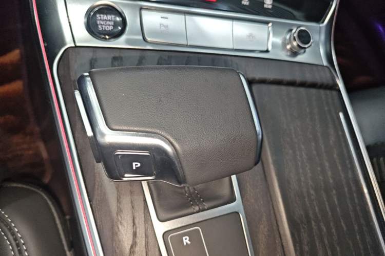 Used Audi A6L 2024 45 TFSI quattro Prestige Elegant Edition Gear Lever