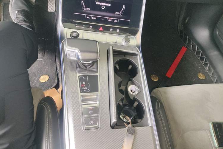 Used Audi A6L 2024 45 TFSI Prestige Dynamic Edition Gear Lever