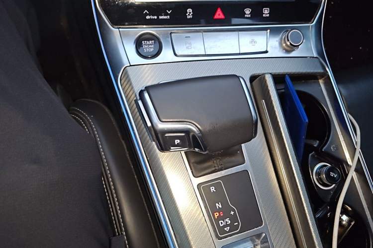 Used Audi A6L 2024 45 TFSI Prestige Dynamic Edition Gear Lever