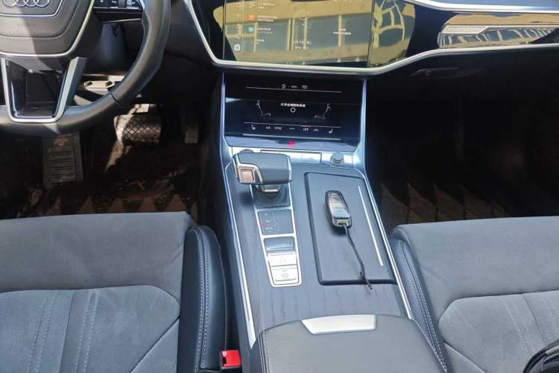 Used Audi A6L 2024 45 TFSI quattro Prestige Dynamic Edition Gear Lever