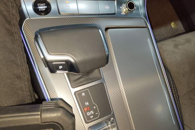 Used Audi A6L 2024 45 TFSI Prestige Dynamic Edition Gear Lever