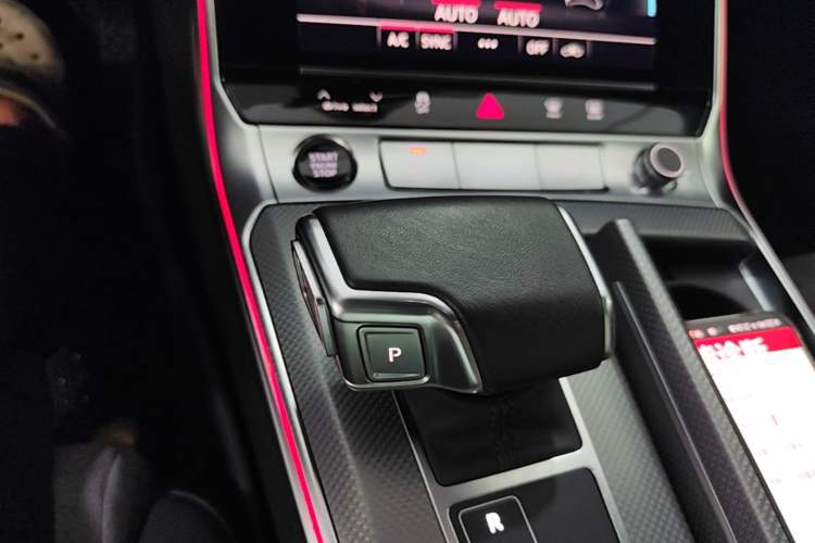 Used Audi A6L 2024 40 TFSI Luxury Dynamic Edition Gear Lever