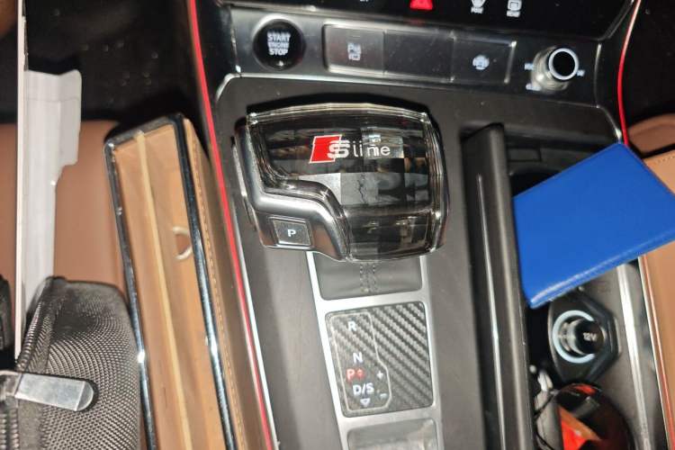 Used Audi A6L 2024 45 TFSI Prestige Dynamic Edition Gear Lever