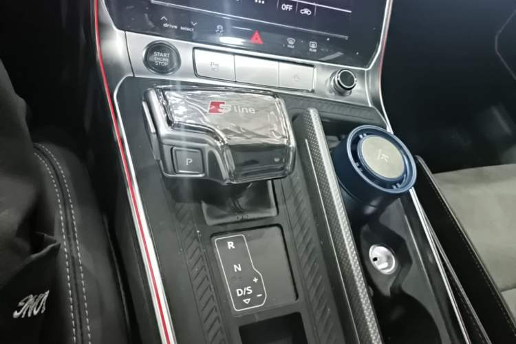 Used Audi A6L 2024 40 TFSI Luxury Dynamic Edition Gear Lever