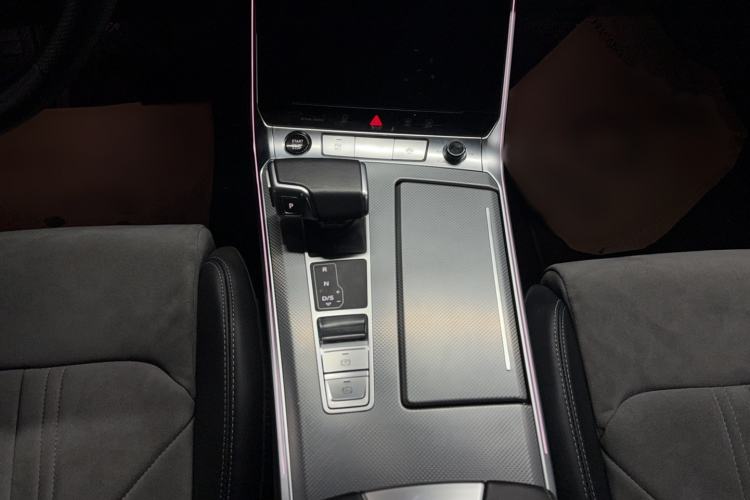 Used Audi A6L 2024 45 TFSI Prestige Dynamic Edition Gear Lever