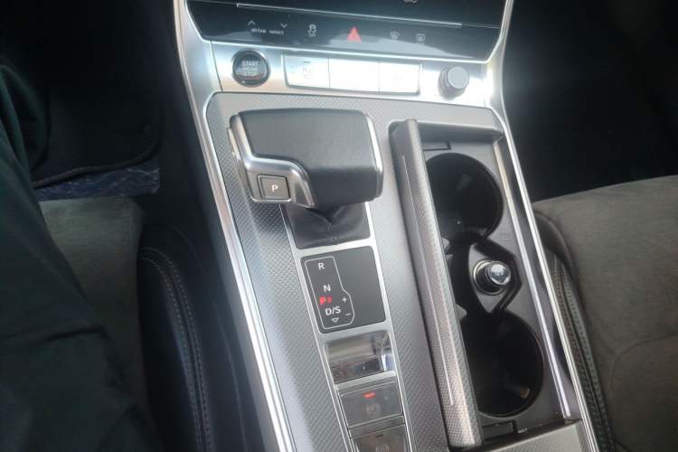 Used Audi A6L 2024 45 TFSI Prestige Dynamic Edition Gear Lever
