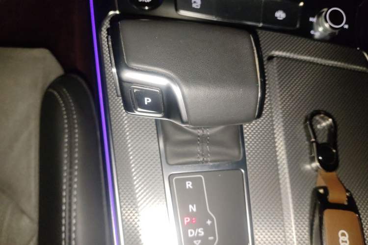 Used Audi A6L 2024 45 TFSI Prestige Dynamic Edition Gear Lever