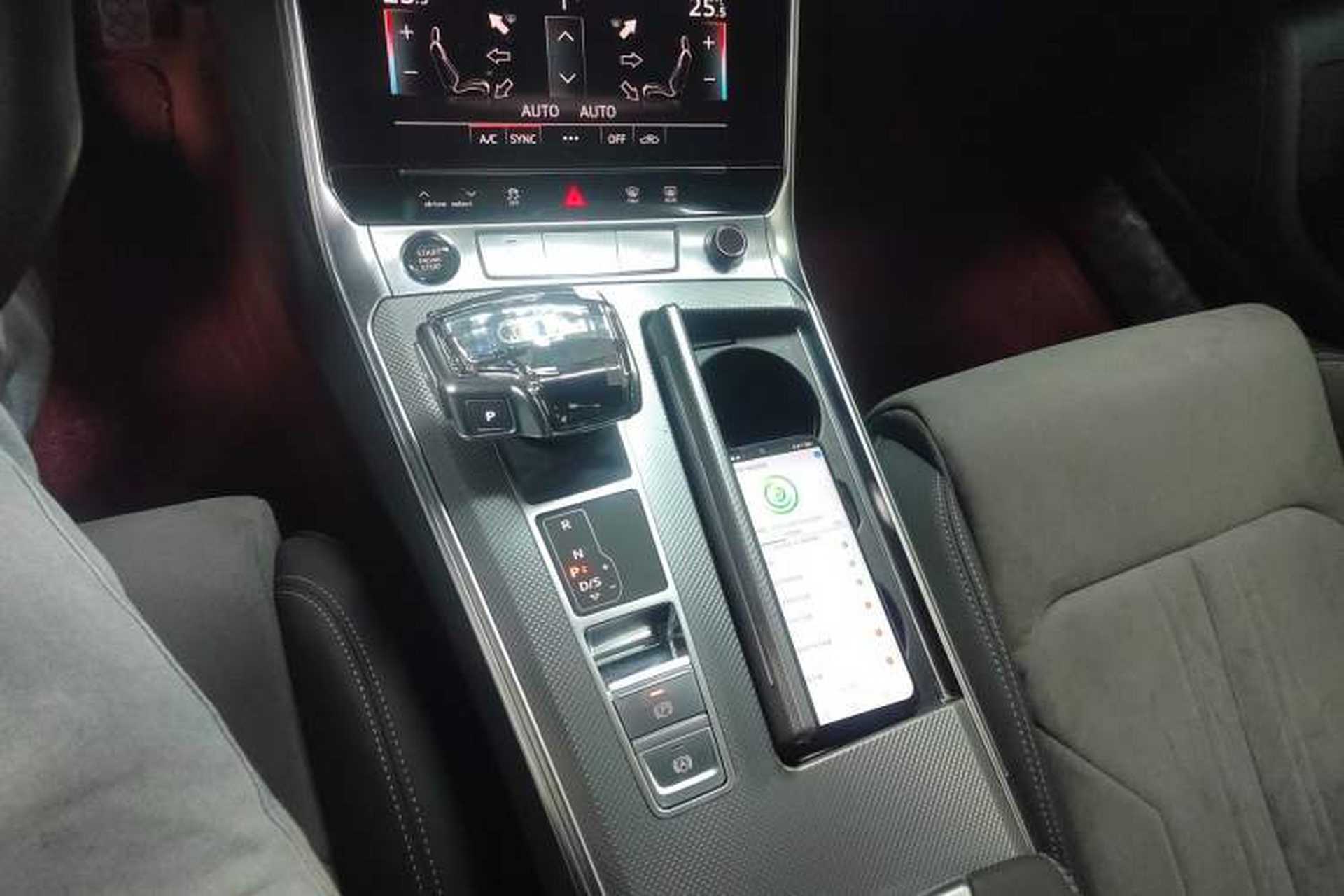 Used Audi A6L 2024 40 TFSI Luxury Dynamic Edition Gear Lever