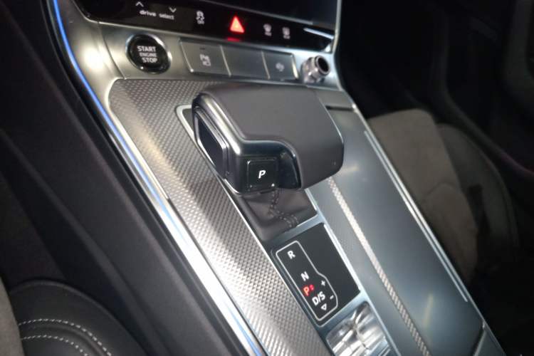 Used Audi A6L 2024 45 TFSI Prestige Dynamic Edition Gear Lever