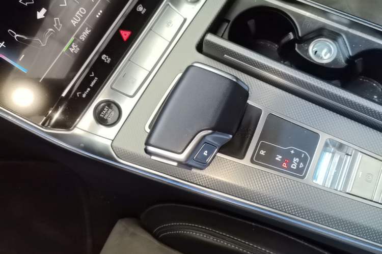 Used Audi A6L 2024 45 TFSI Prestige Dynamic Edition Gear Lever