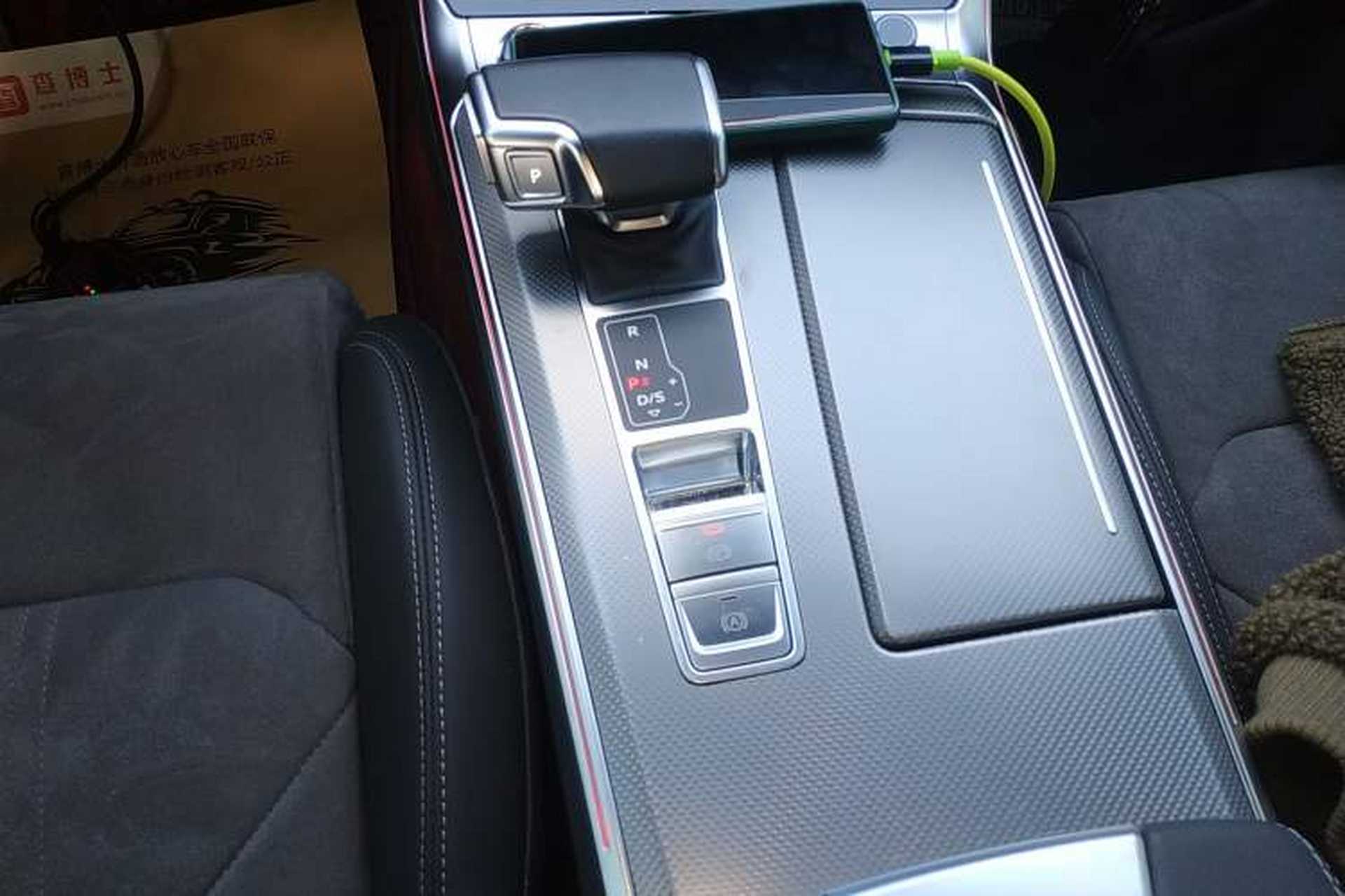 Used Audi A6L 2024 40 TFSI Luxury Dynamic Edition Gear Lever