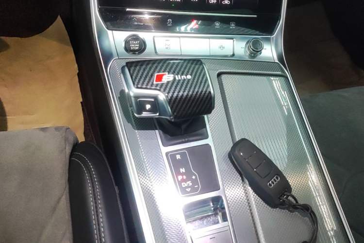 Used Audi A6L 2024 45 TFSI Prestige Dynamic Edition Gear Lever