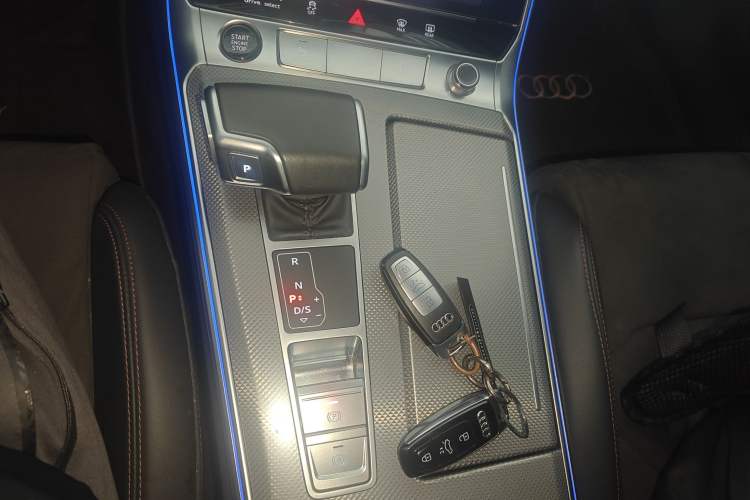 Used Audi A6L 2024 45 TFSI Prestige Dynamic Edition Gear Lever