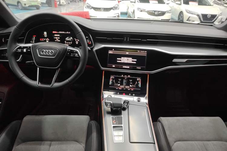 Used Audi A6L 2024 40 TFSI Luxury Dynamic Edition Gear Lever