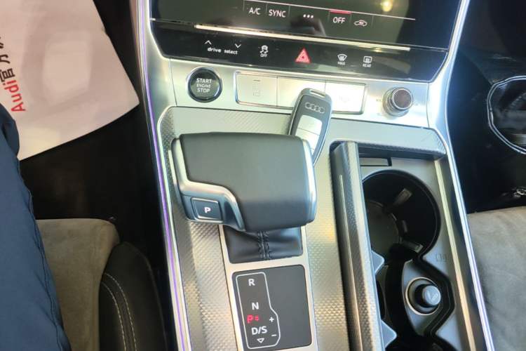 Used Audi A6L 2024 40 TFSI Luxury Dynamic Edition Gear Lever