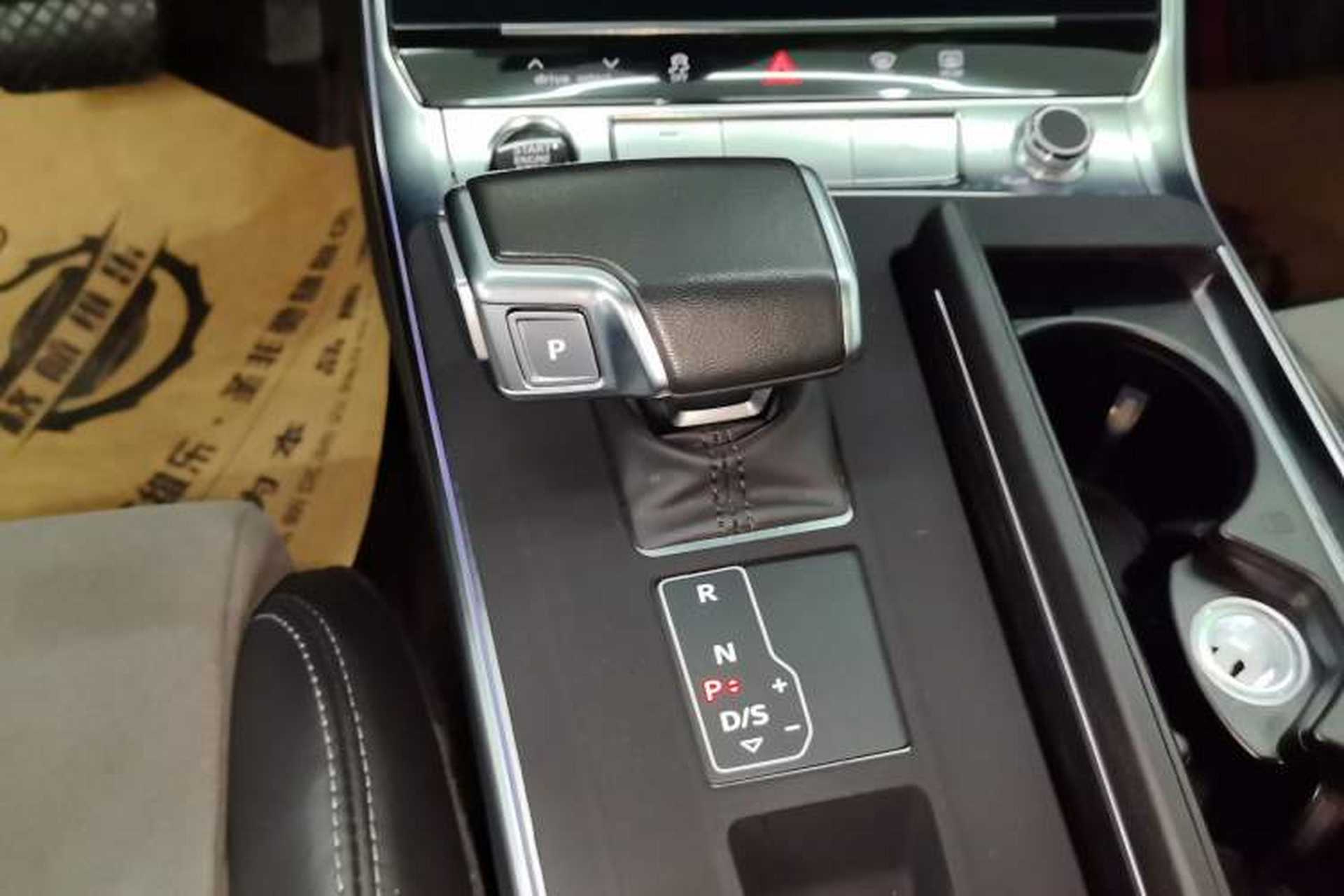 Used Audi A6L 2024 45 TFSI quattro Prestige Dynamic Edition Gear Lever