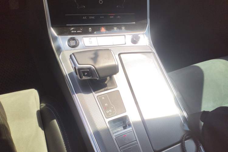 Used Audi A6L 2024 40 TFSI Luxury Dynamic Edition Gear Lever