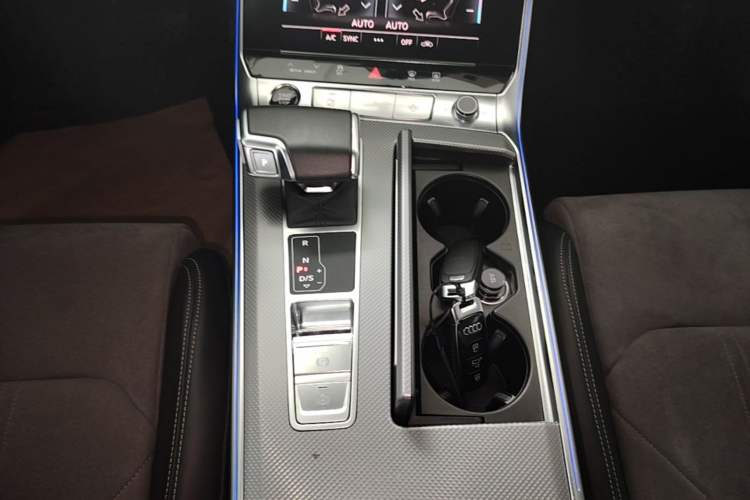 Used Audi A6L 2024 45 TFSI Prestige Dynamic Edition Gear Lever