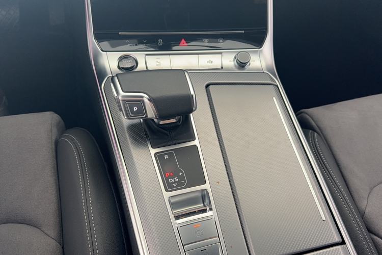 Used Audi A6L 2024 40 TFSI Luxury Dynamic Edition Gear Lever