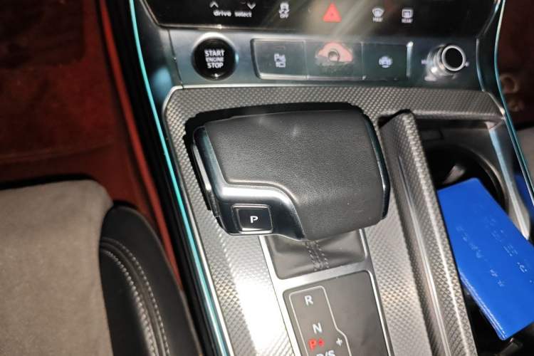 Used Audi A6L 2024 45 TFSI Prestige Dynamic Edition Gear Lever